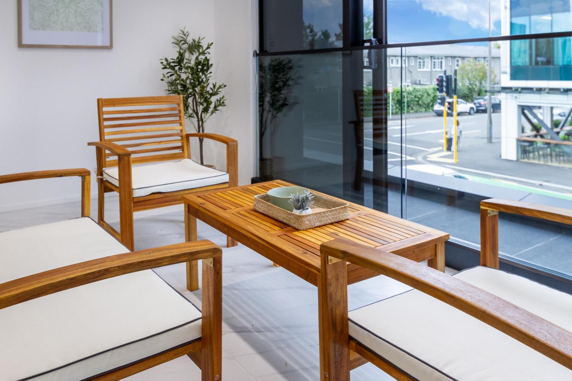 شقة Urban Retreat: 2-Br Gem In Central كريستتشيرش المظهر الخارجي الصورة