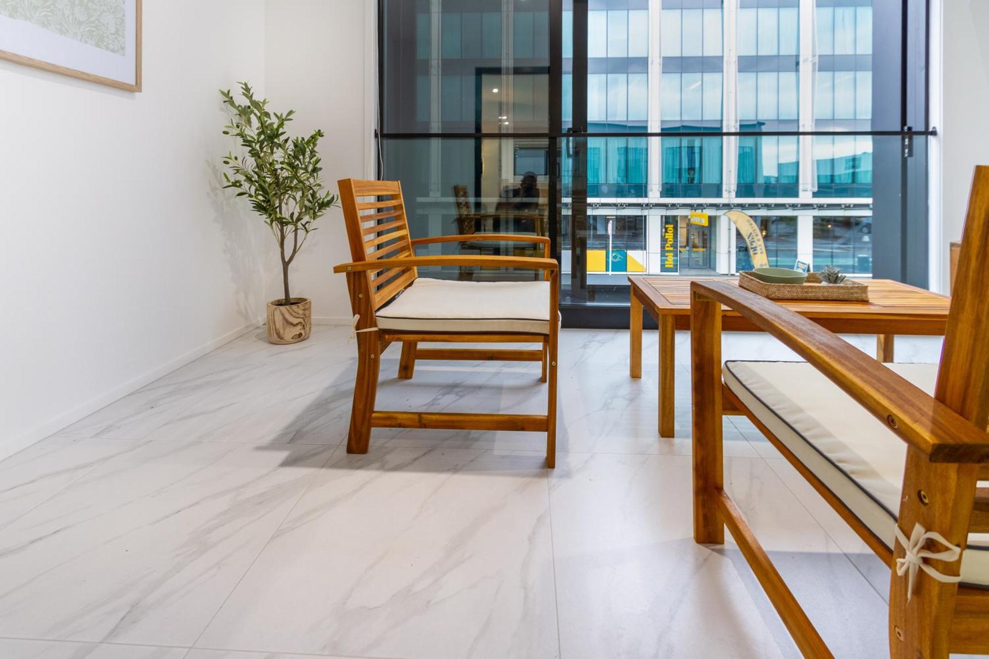 شقة Urban Retreat: 2-Br Gem In Central كريستتشيرش المظهر الخارجي الصورة